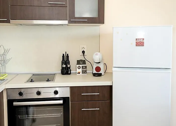 Cozy Retreat With Sea View & Balcony I Nikea Park By Flat Mаnager 아파트 바르나