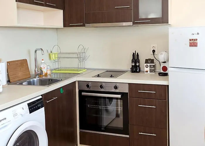 아파트 Cozy Retreat With Sea View & Balcony I Nikea Park By Flat Mаnager