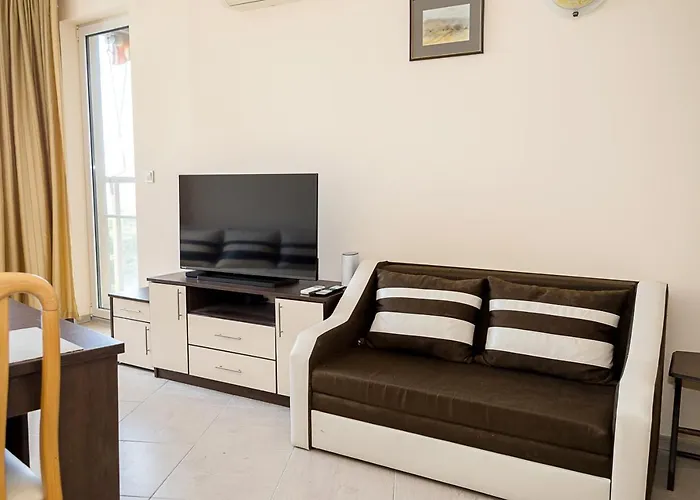 Cozy Retreat With Sea View & Balcony I Nikea Park By Flat Mаnager * 바르나